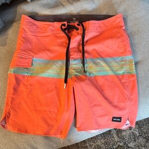 Rip Curl Men’s Coral Board Shorts with Stripes size 31
